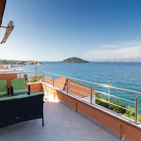 Kala With Seaview On Island - By Ta Leut Agency アパート カリ