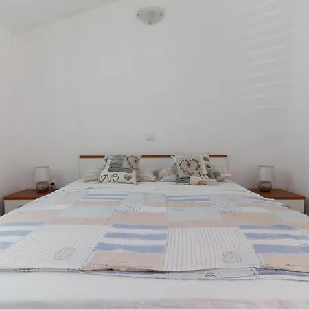 Apartment Kala