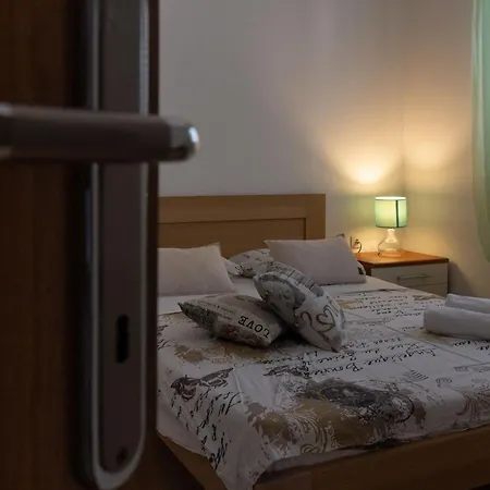 Apartment Kala *